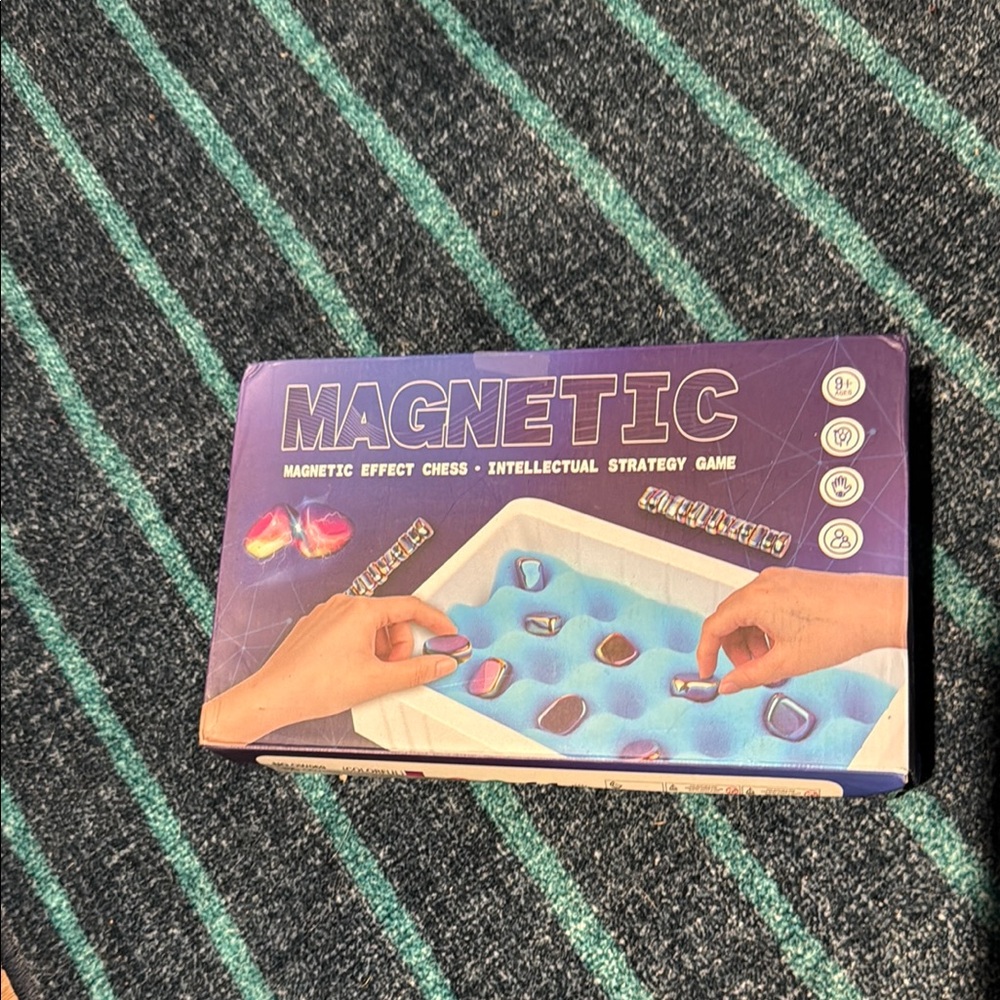 Magnetic Effect Chess Game